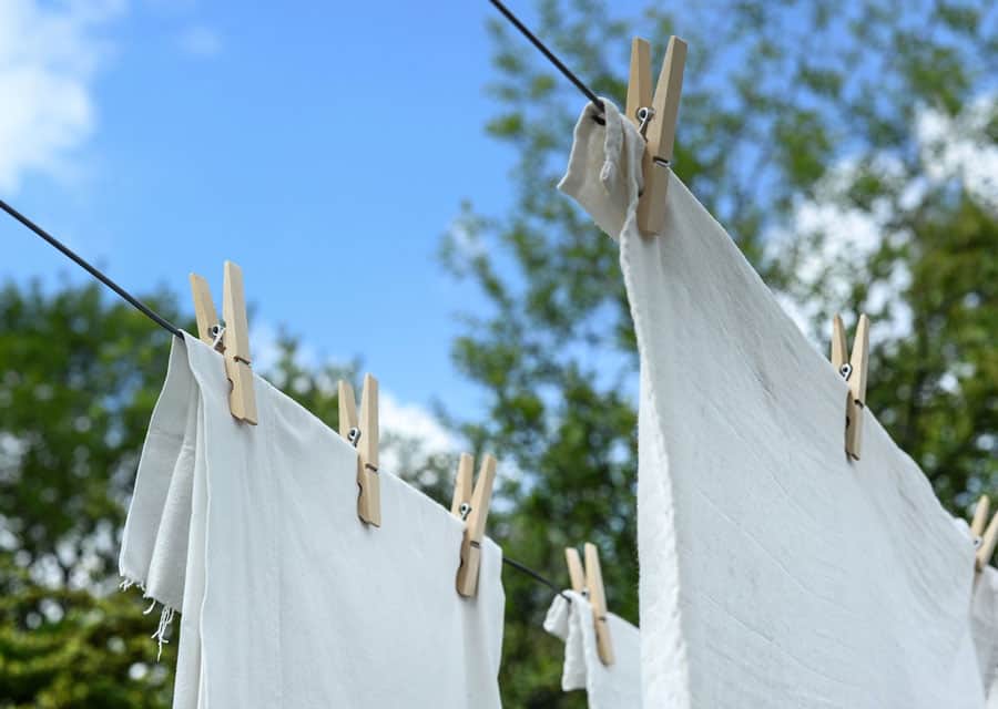 clothesline drying clothes dream meaning